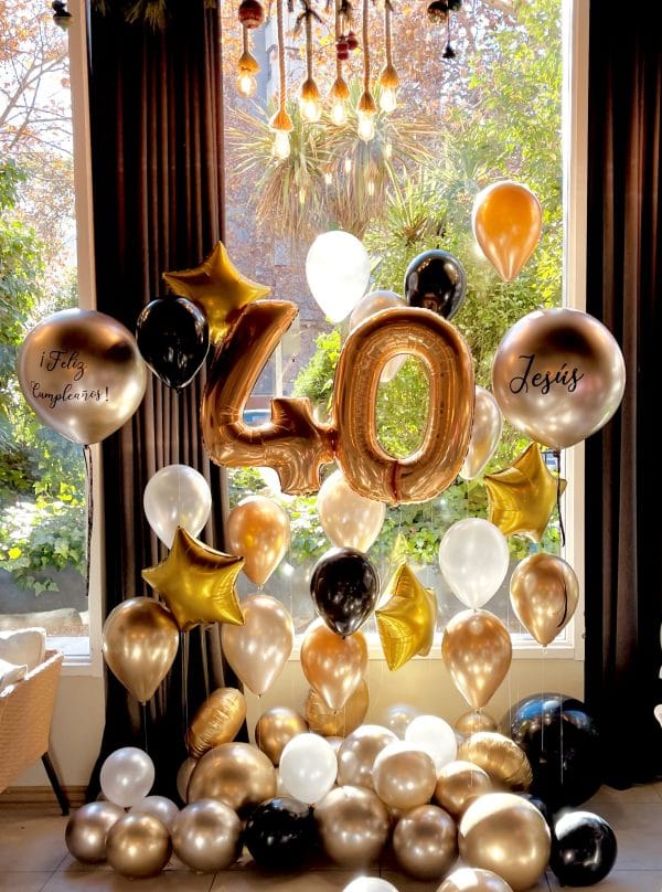 Composición Cumpleaños con Globos Personalizados